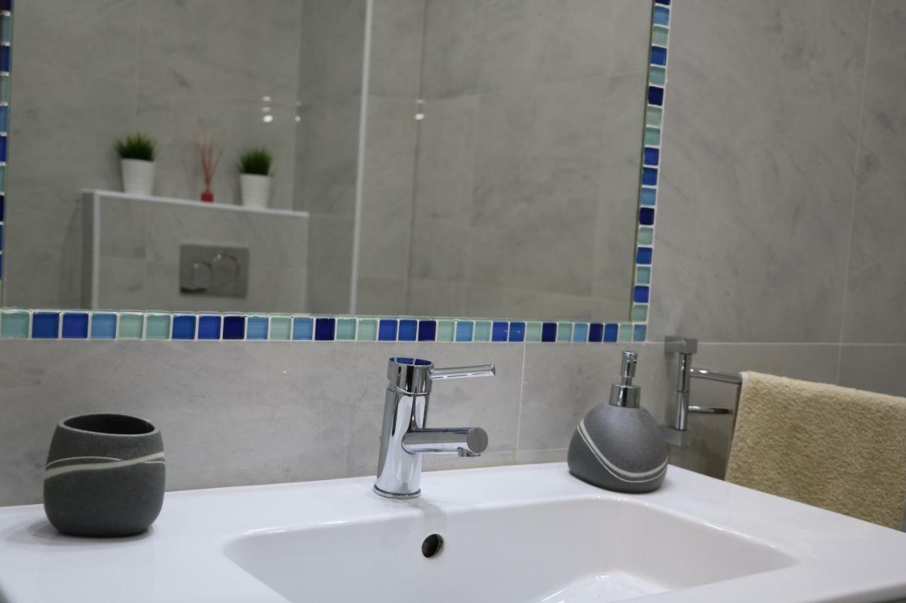 Jardim Das Amoreiras Central Apartment Lisbona Esterno foto